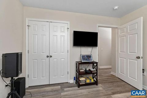 Tiny photo for 147 W STRATFORD PL Pl, Madison Heights, VA 24572 (MLS # 365032)