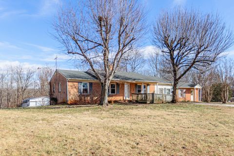 Tiny photo for 1130 Vermillion Road, Appomattox, VA 24522 (MLS # 364252)