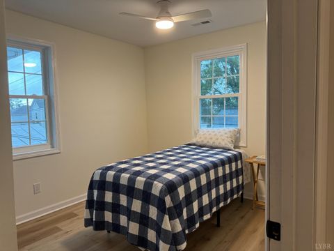 Tiny photo for 2013 Poplar Street, Lynchburg, VA 24504 (MLS # 362129)