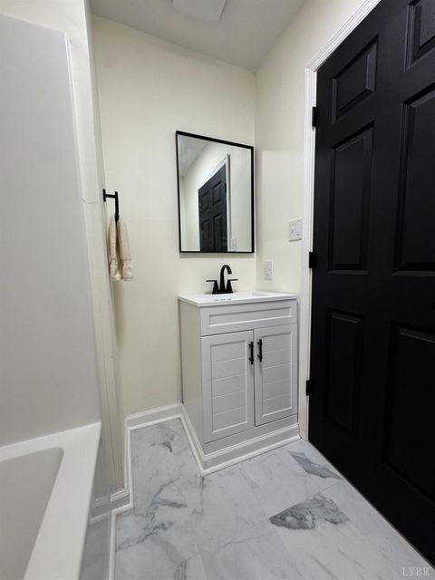 Tiny photo for 2013 Poplar Street, Lynchburg, VA 24504 (MLS # 362129)