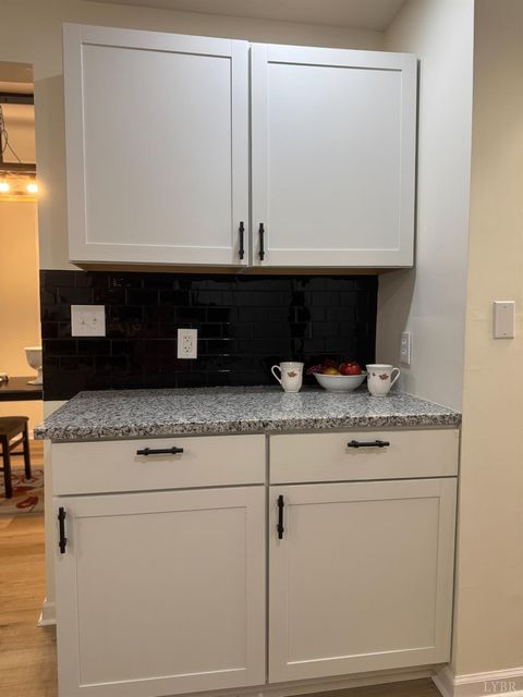 Tiny photo for 2013 Poplar Street, Lynchburg, VA 24504 (MLS # 362129)