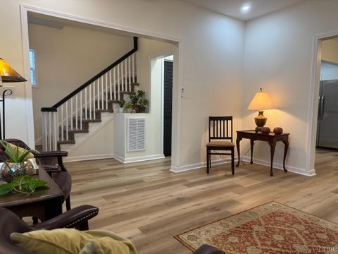Tiny photo for 2013 Poplar Street, Lynchburg, VA 24504 (MLS # 362129)
