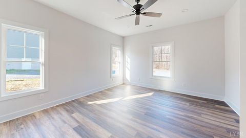 Tiny photo for 1868 Skinnell Mill Road, Bedford, VA 24523 (MLS # 362310)