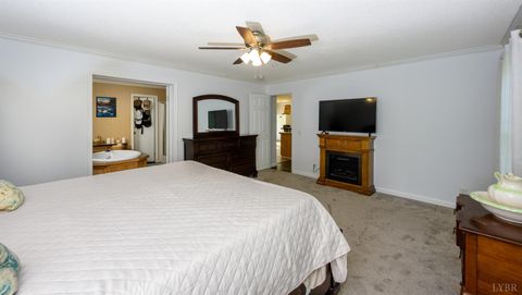 Tiny photo for 1122 Walnut Springs Drive, Bedford, VA 24523 (MLS # 365307)