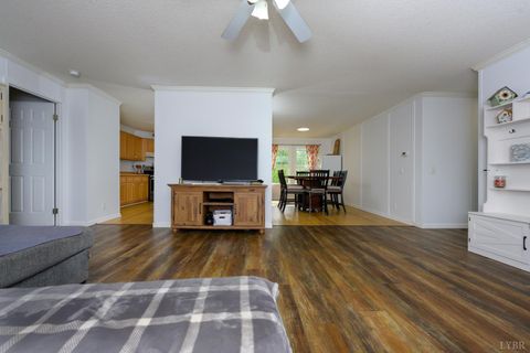 Tiny photo for 1122 Walnut Springs Drive, Bedford, VA 24523 (MLS # 365307)