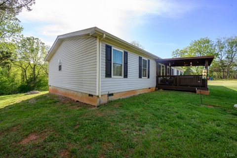 Tiny photo for 1122 Walnut Springs Drive, Bedford, VA 24523 (MLS # 365307)