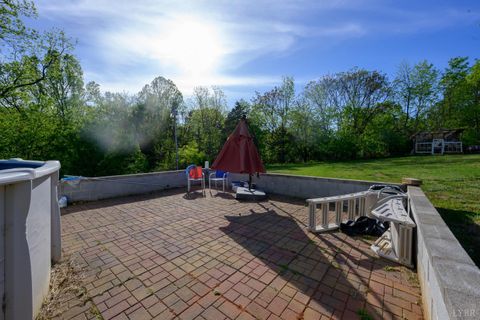 Tiny photo for 1122 Walnut Springs Drive, Bedford, VA 24523 (MLS # 365307)