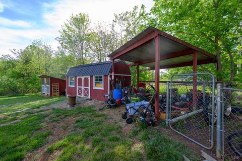 Tiny photo for 1122 Walnut Springs Drive, Bedford, VA 24523 (MLS # 365307)