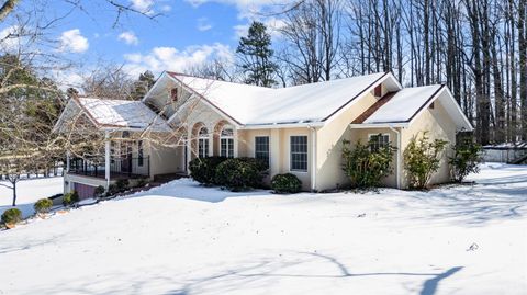 Tiny photo for 1161 Dogwood Hills Drive, Goode, VA 24556 (MLS # 364349)