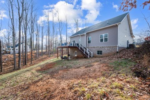 Tiny photo for 1324 Gladden Circle, Forest, VA 24551 (MLS # 363914)