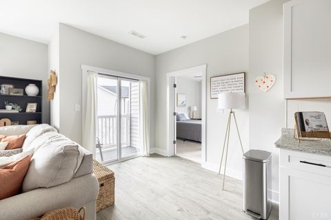 Tiny photo for 1301 Stoney Ridge Blvd #208 Blvd, Forest, VA 24551 (MLS # 364646)