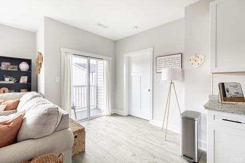 Tiny photo for 1301 Stoney Ridge Blvd #208 Blvd, Forest, VA 24551 (MLS # 364646)