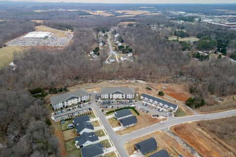 Tiny photo for 1301 Stoney Ridge Blvd #208 Blvd, Forest, VA 24551 (MLS # 364646)