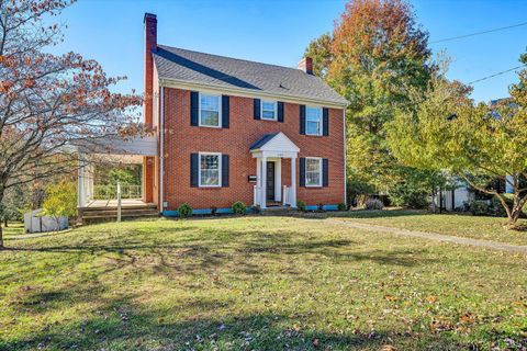 Photo of 539 Westview Ave Avenue, Bedford, VA 24523 (MLS # 360931)