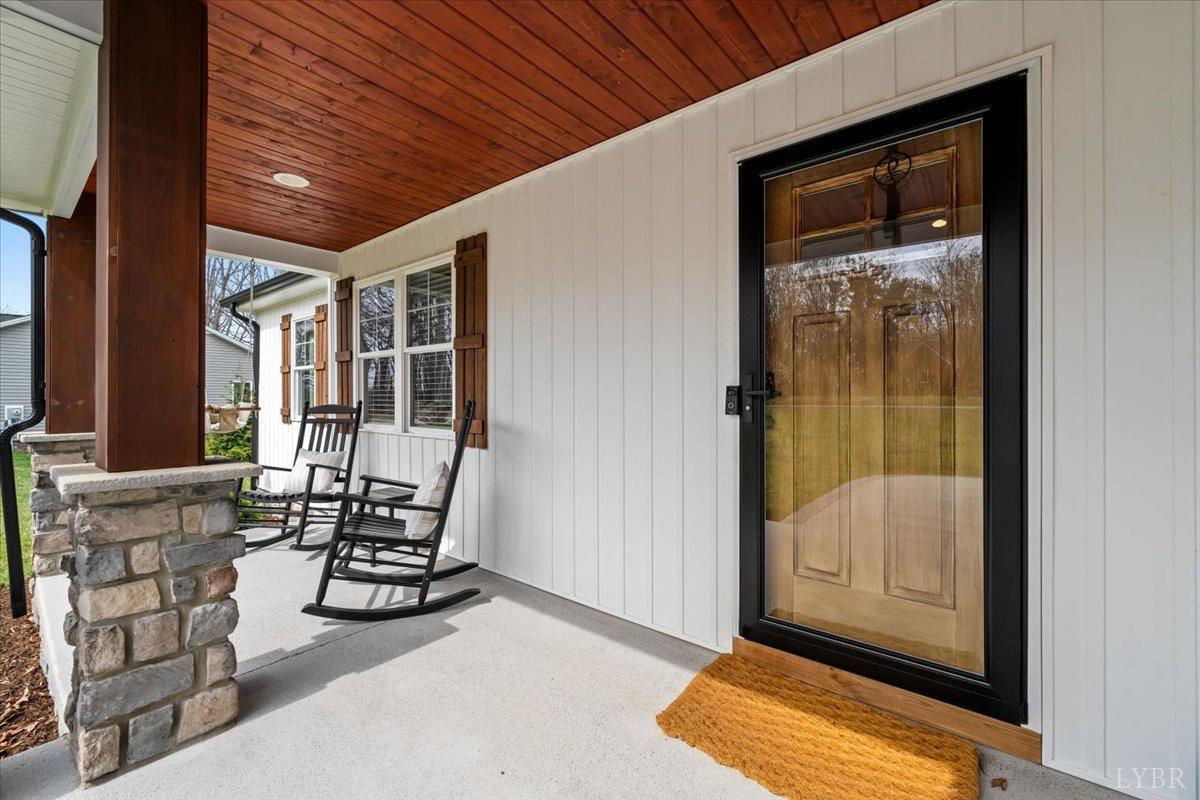 1018 Everett View Lane, Forest, Virginia image 7