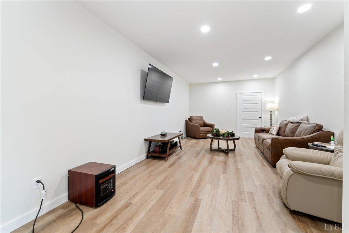 1018 Everett View Lane, Forest, Virginia image 38