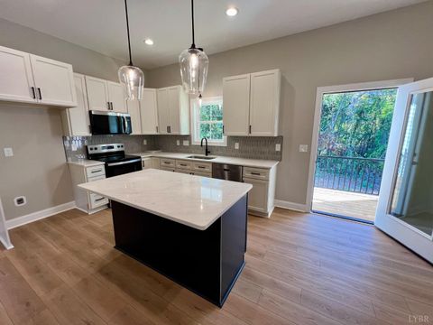 Tiny photo for 112 Graham Creek Road, Madison Heights, VA 24572 (MLS # 362036)