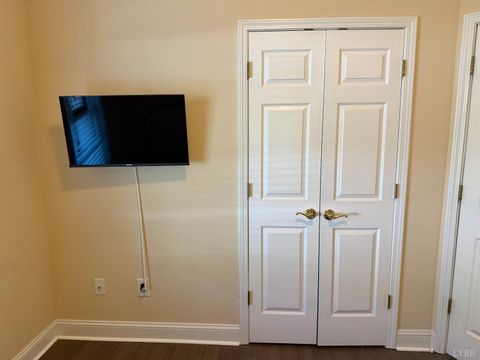 Tiny photo for 76 Fairway Oaks Drive, Hardy, VA 24101 (MLS # 365899)