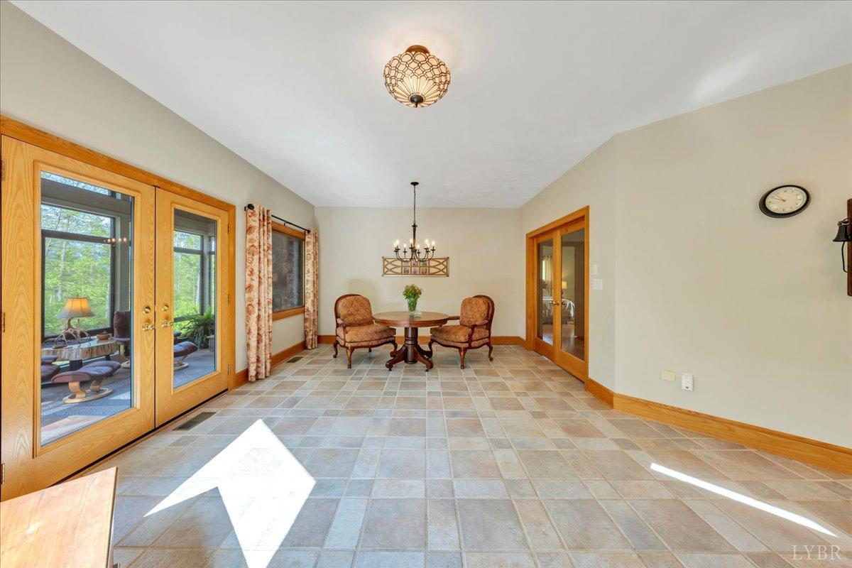 122 Gravelly Ridge Road, Troutville, Virginia image 15