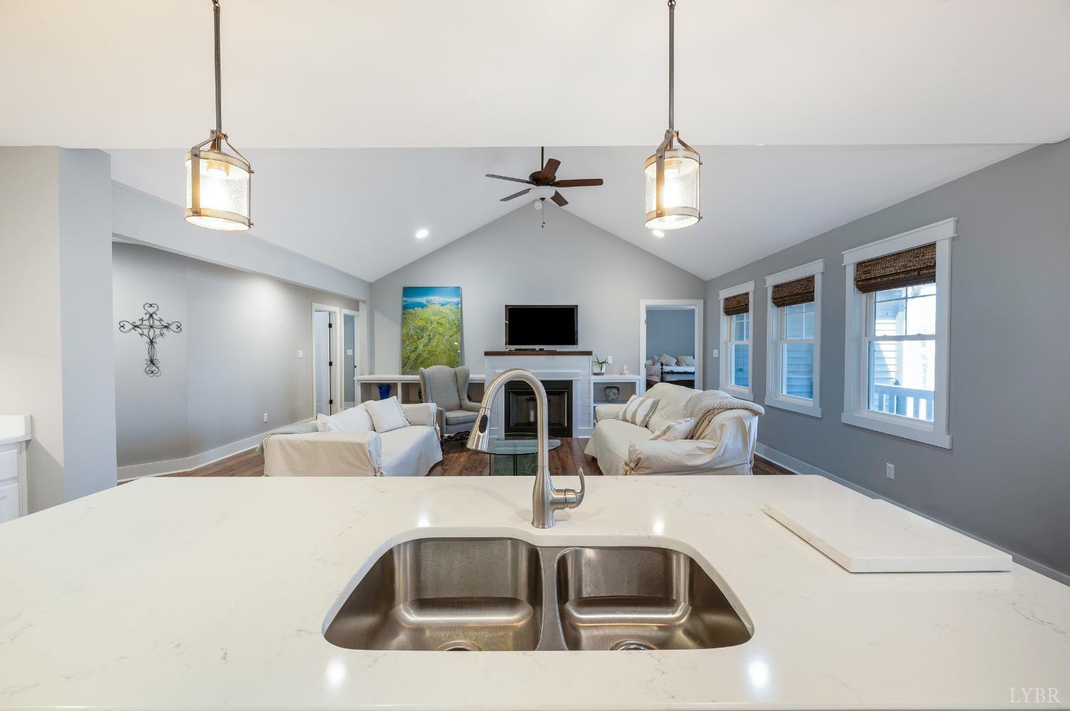 1257 Willow Oak Drive, Forest, Virginia image 32