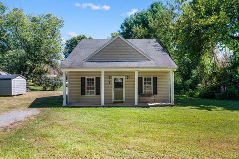 Photo of 45 Halsey Road, Lynchburg, VA 24501 (MLS # 361896) Photo of 45 Halsey Road, Lynchburg, VA 24501 (MLS # 361896)
