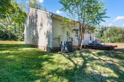 Tiny photo for 45 Halsey Road, Lynchburg, VA 24501 (MLS # 361896)