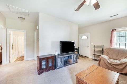Tiny photo for 45 Halsey Road, Lynchburg, VA 24501 (MLS # 361896)