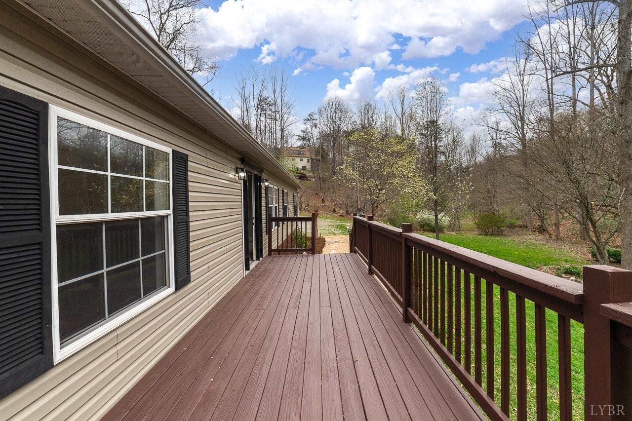 108 Trapper Lane, Vinton, Virginia image 8