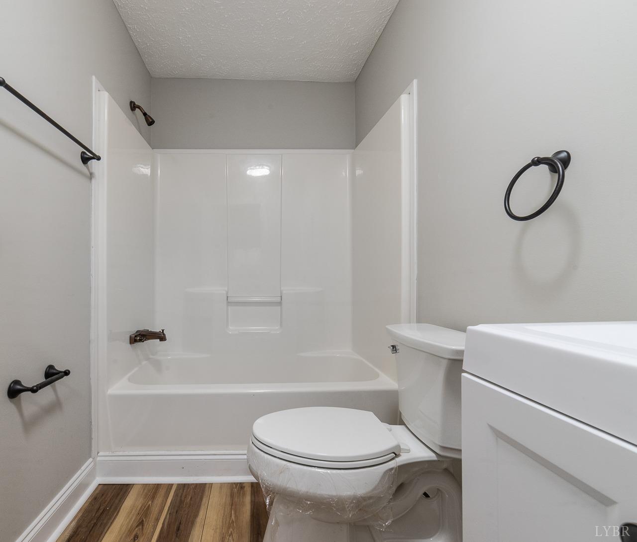 108 Trapper Lane, Vinton, Virginia image 31