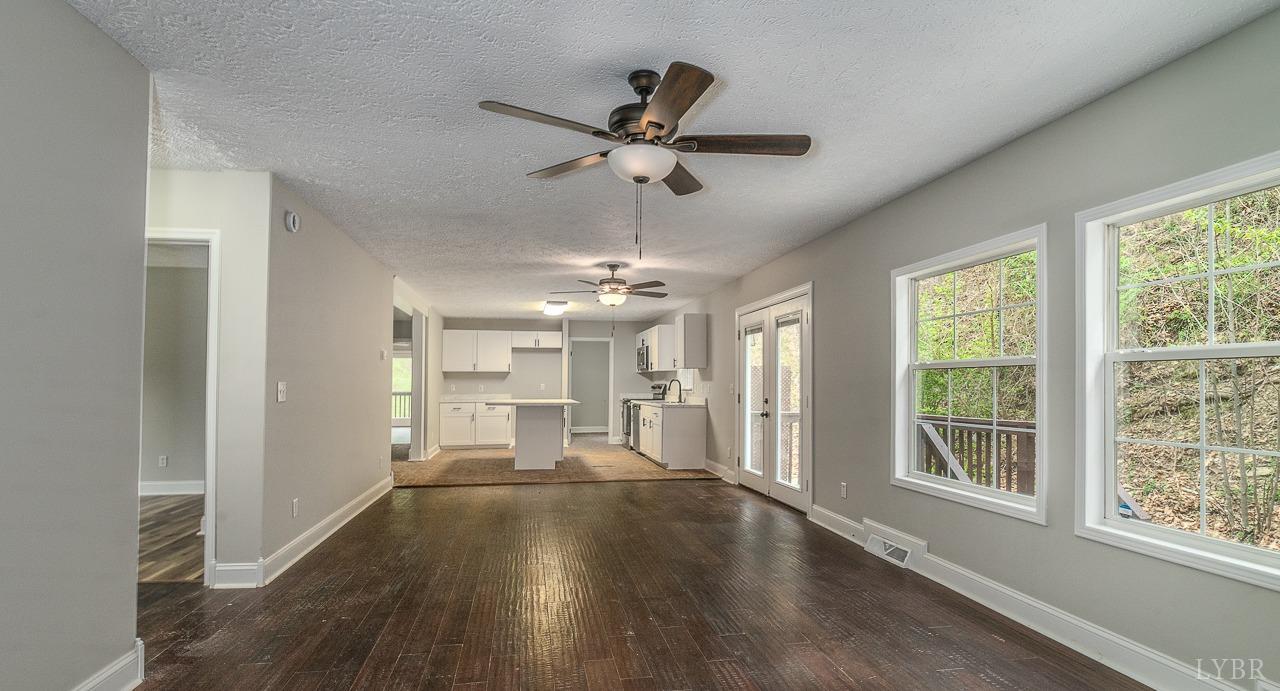 108 Trapper Lane, Vinton, Virginia image 18