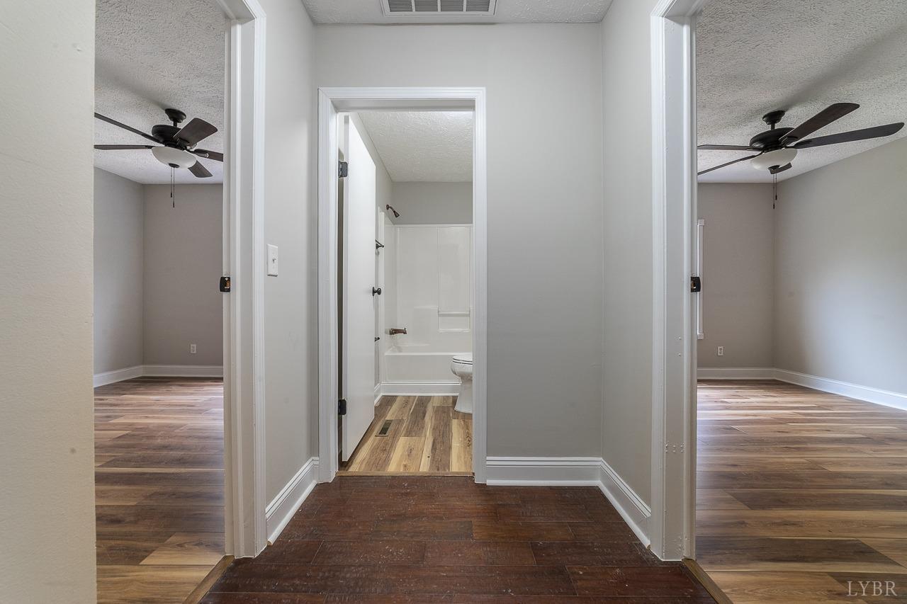 108 Trapper Lane, Vinton, Virginia image 30