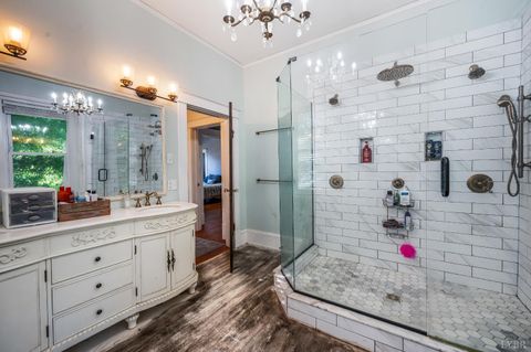 Tiny photo for 405 Yeardley Avenue, Lynchburg, VA 24501 (MLS # 366576)