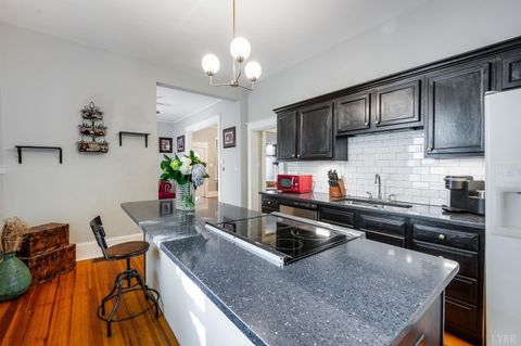 Tiny photo for 405 Yeardley Avenue, Lynchburg, VA 24501 (MLS # 366576)