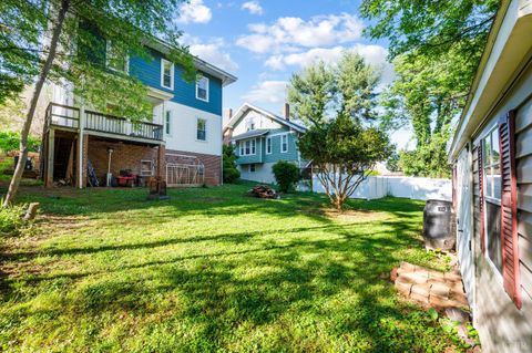 Tiny photo for 405 Yeardley Avenue, Lynchburg, VA 24501 (MLS # 366576)
