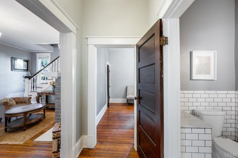 Tiny photo for 405 Yeardley Avenue, Lynchburg, VA 24501 (MLS # 366576)