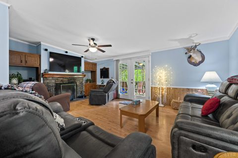 Tiny photo for 142 Micklem Ln Ln, Shipman, VA 22971 (MLS # 366107)