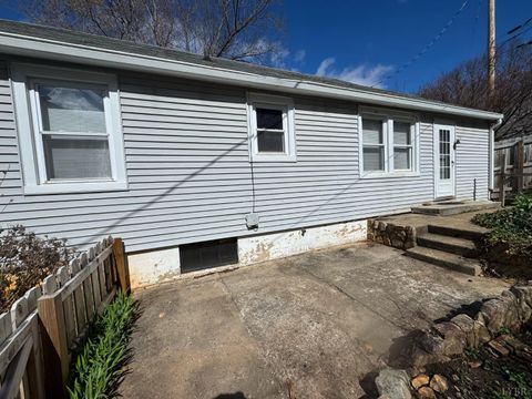 Tiny photo for 400 Arlington Street, Lynchburg, VA 24503 (MLS # 365104)