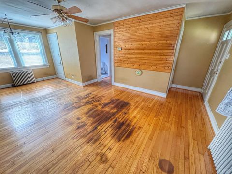 Tiny photo for 400 Arlington Street, Lynchburg, VA 24503 (MLS # 365104)