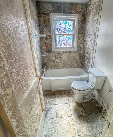 Tiny photo for 400 Arlington Street, Lynchburg, VA 24503 (MLS # 365104)