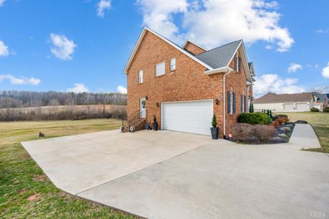 Tiny photo for 2175 Colby Drive, Forest, VA 24551 (MLS # 364728)