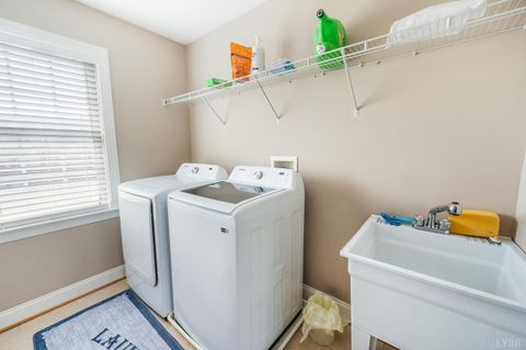 Tiny photo for 2175 Colby Drive, Forest, VA 24551 (MLS # 364728)