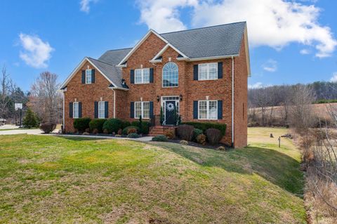 Tiny photo for 2175 Colby Drive, Forest, VA 24551 (MLS # 364728)