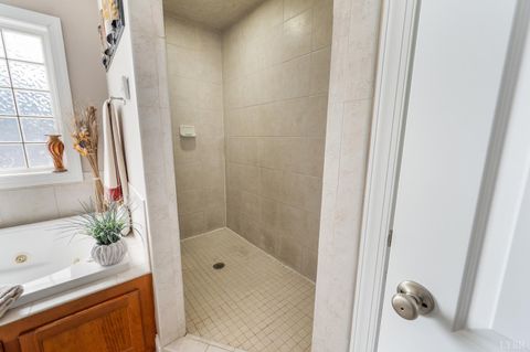 Tiny photo for 2175 Colby Drive, Forest, VA 24551 (MLS # 364728)