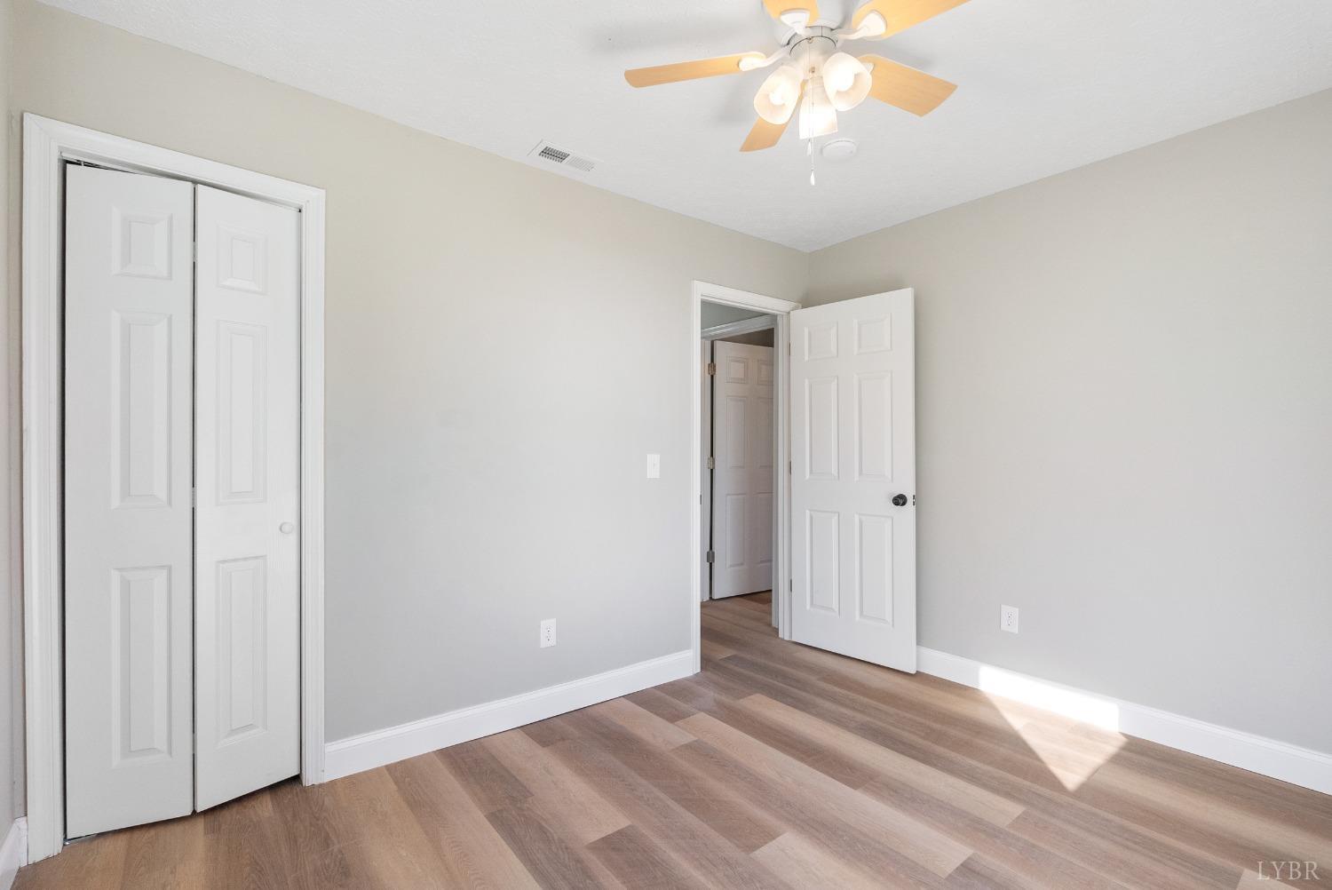 442 W King Street, Bedford, Virginia image 13