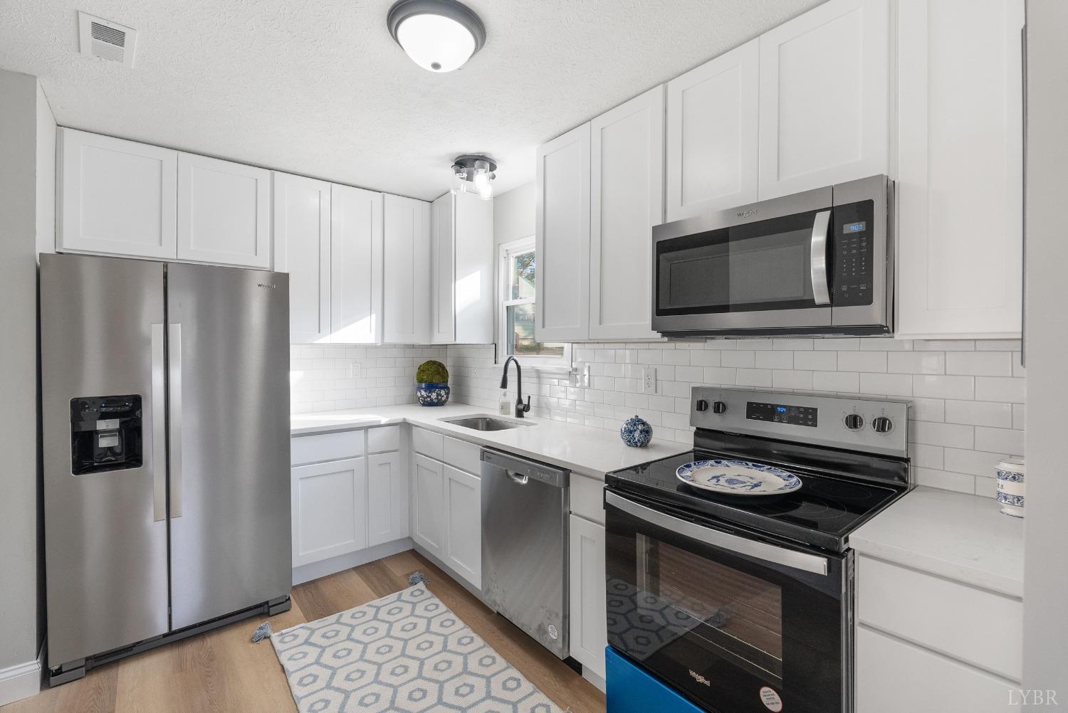 442 W King Street, Bedford, Virginia image 5