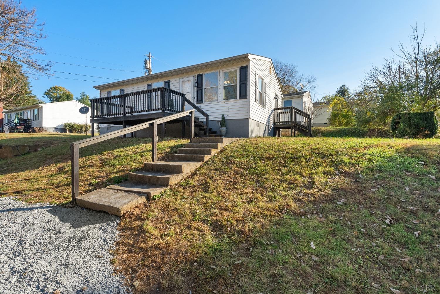 442 W King Street, Bedford, Virginia image 22