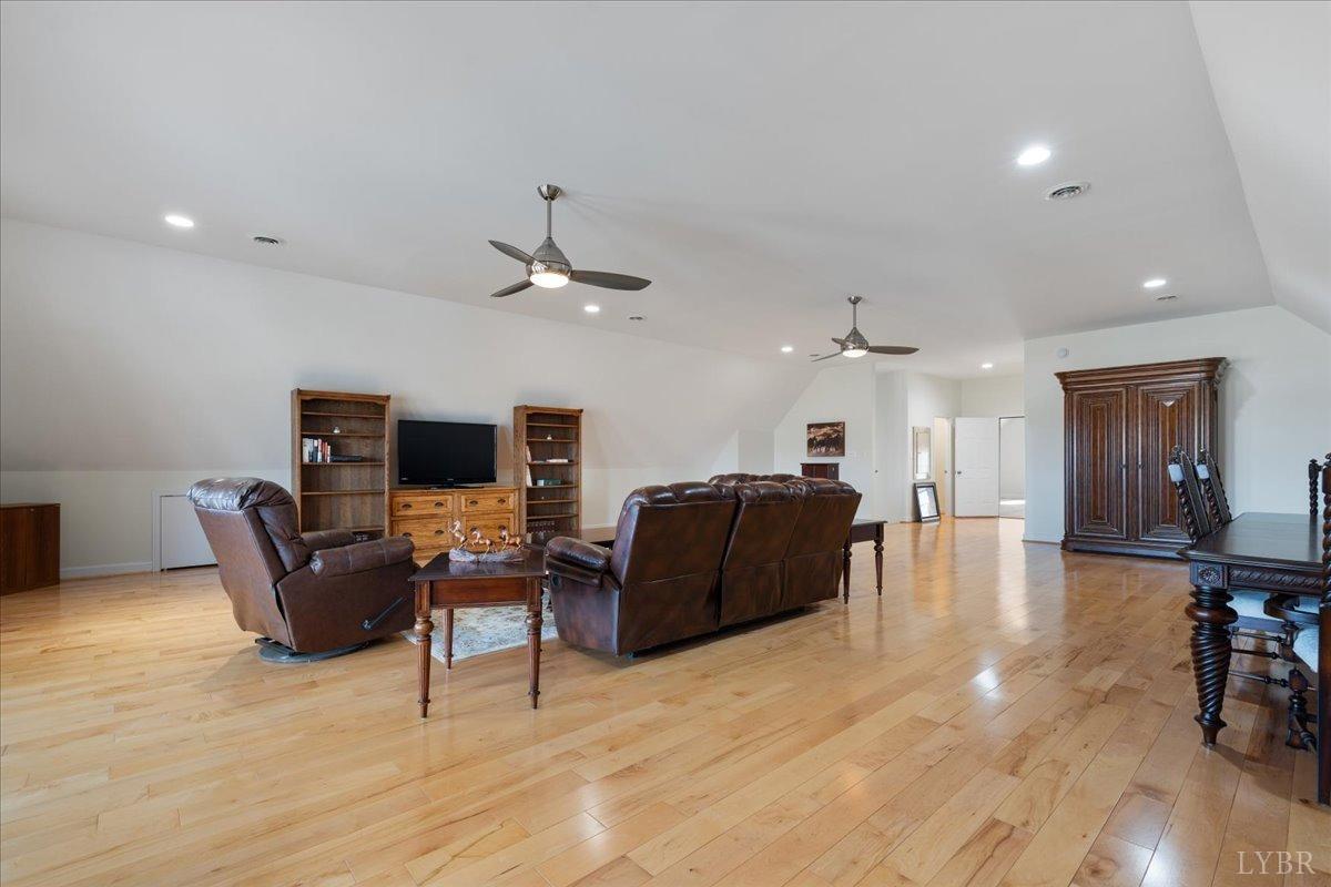 1433 Piney Mountain Road, Appomattox, Virginia image 16