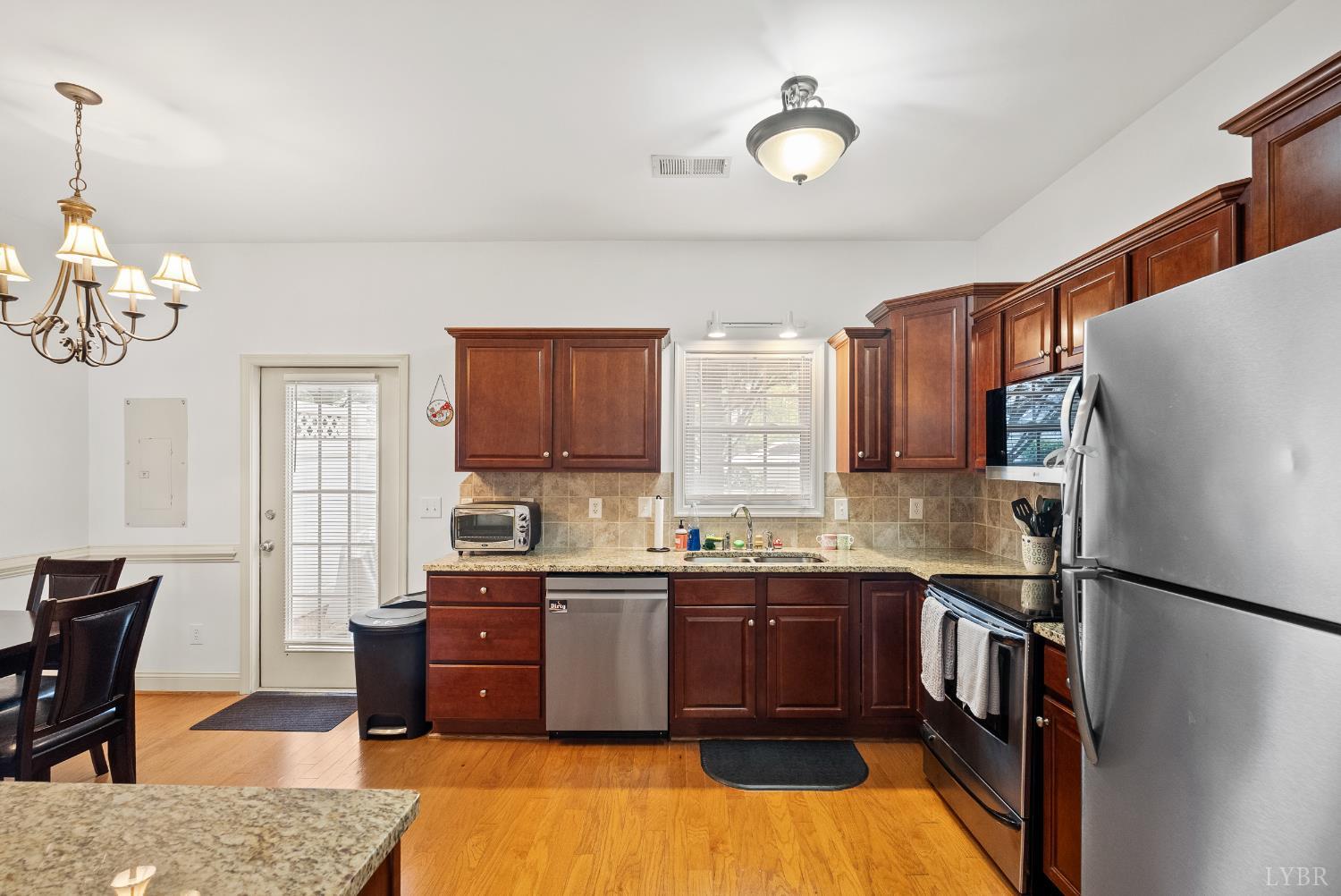 824 Wiggington Road #303, Lynchburg, Virginia image 11