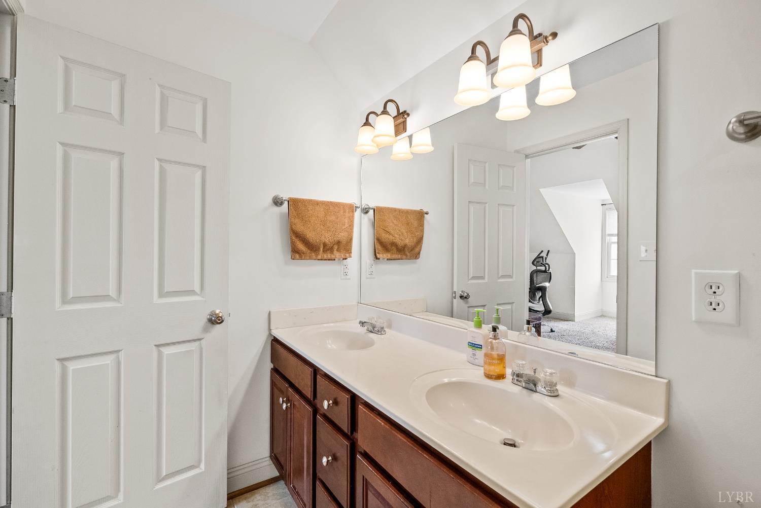 824 Wiggington Road #303, Lynchburg, Virginia image 27