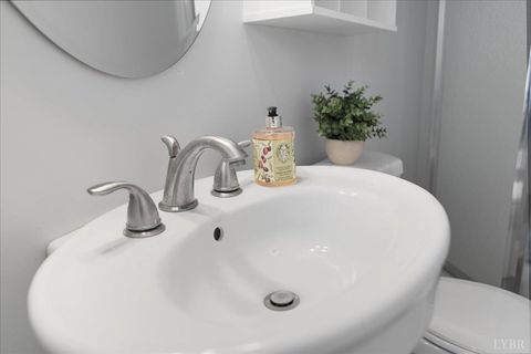 Tiny photo for 525 Monticello Avenue, Lynchburg, VA 24501 (MLS # 364157)